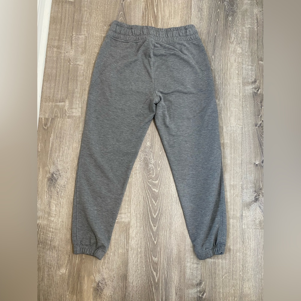 Athleta Womens Bounce Back Gray Jogger Sweatpants with Zip Pocket | Medium - Picture 3 of 10